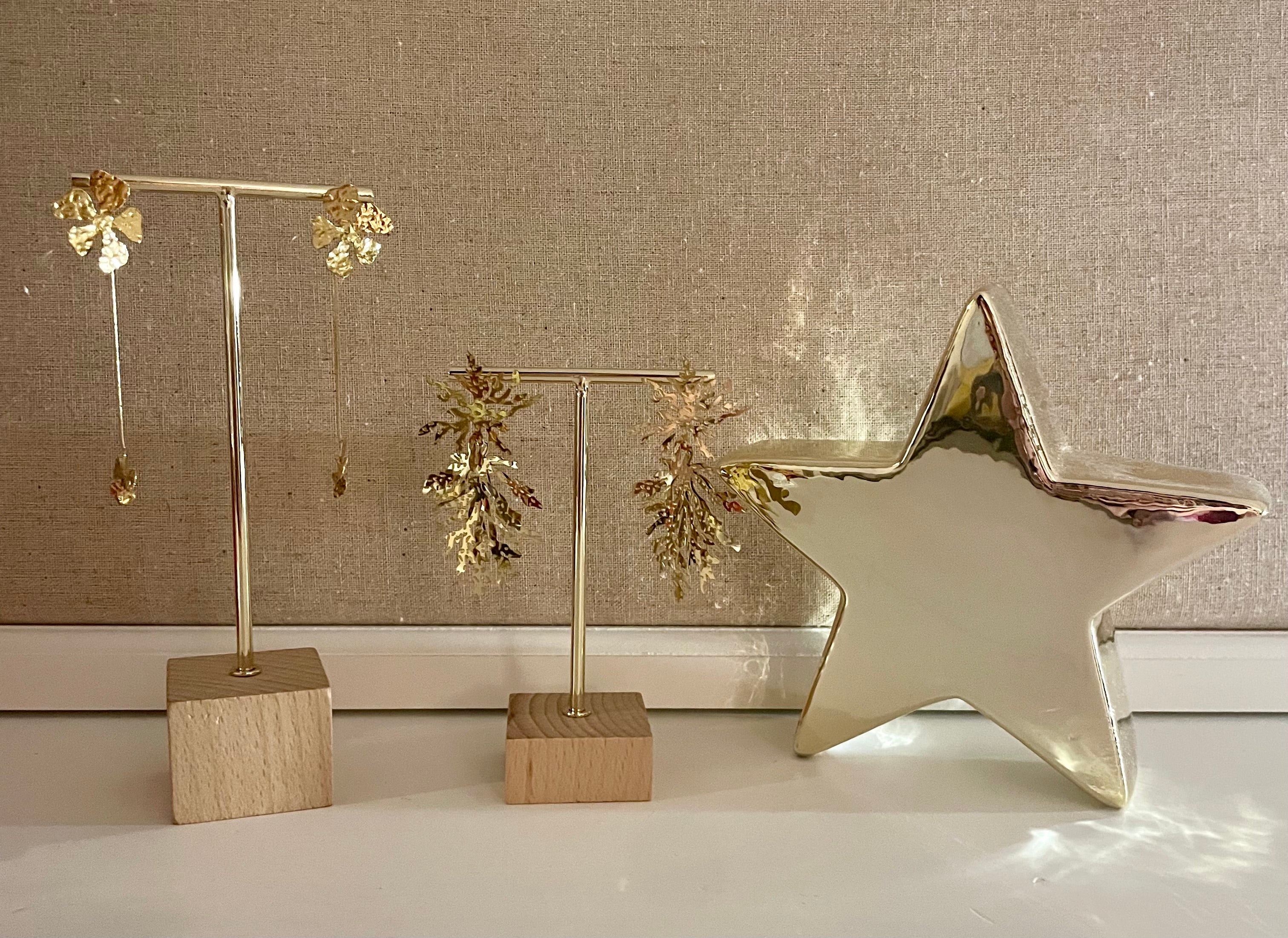 Pendientes largos de flores