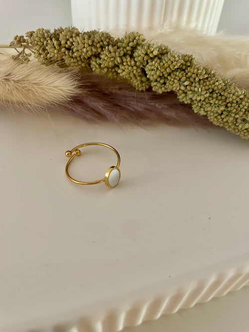 Bague fine Ovale Nacre